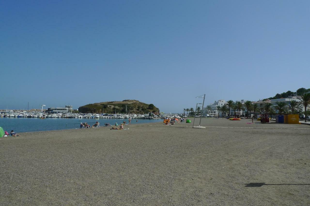 Апартаменти Platja Del Port Лянса Екстер'єр фото
