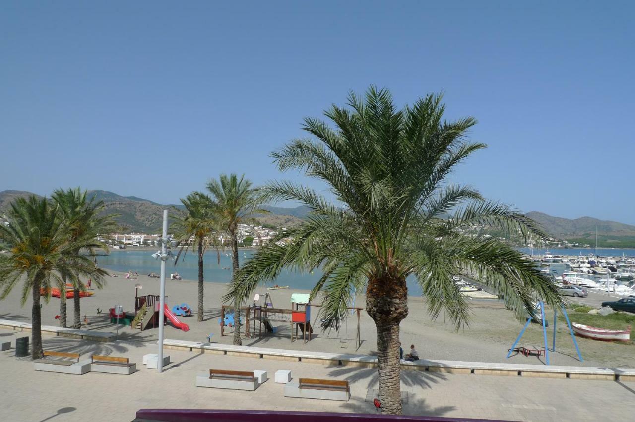Апартаменти Platja Del Port Лянса Екстер'єр фото