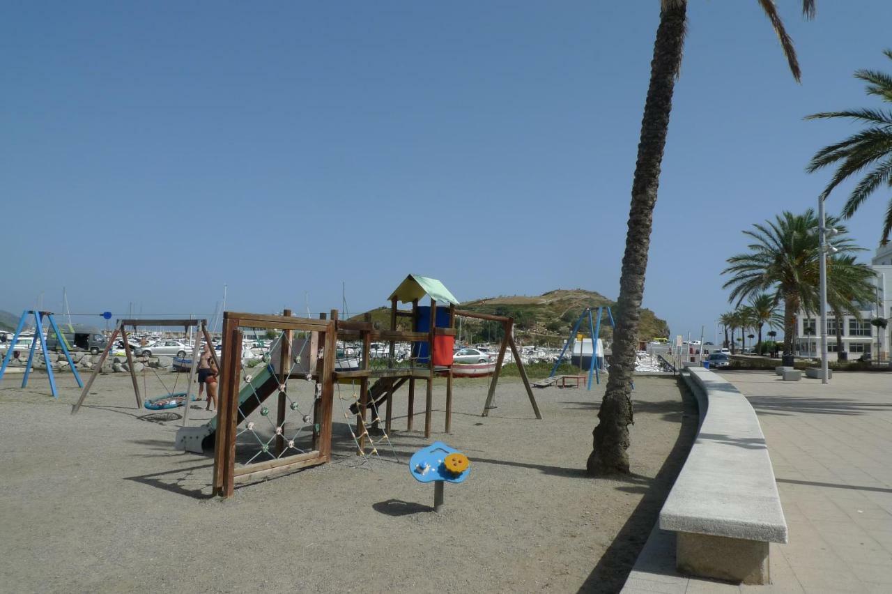 Апартаменти Platja Del Port Лянса Екстер'єр фото