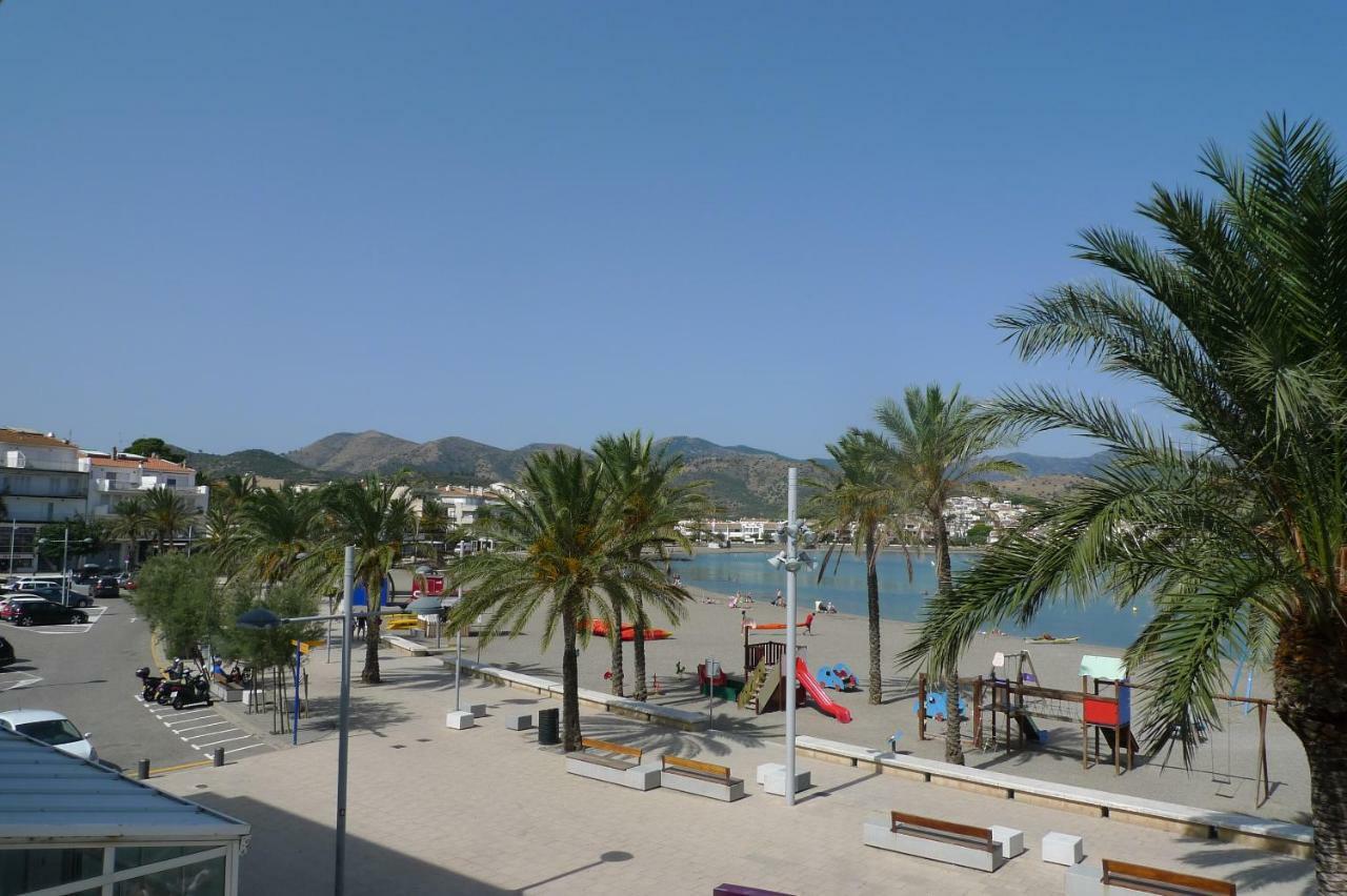 Апартаменти Platja Del Port Лянса Екстер'єр фото